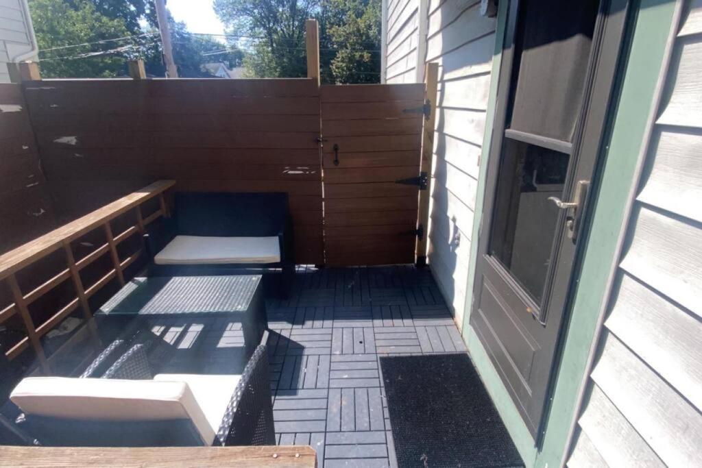 Apartament Rock Pad For Yale, Visitors, Nurses, Staff New Haven Zewnętrze zdjęcie